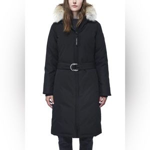 Canada Goose Whistler Parka in Black XS